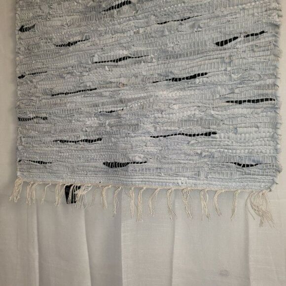 BCBGMAXAZRIA accent rug Baby Blue/ Black Leather Cotton Fringe 27x45 Area Rug - Picture 3 of 6